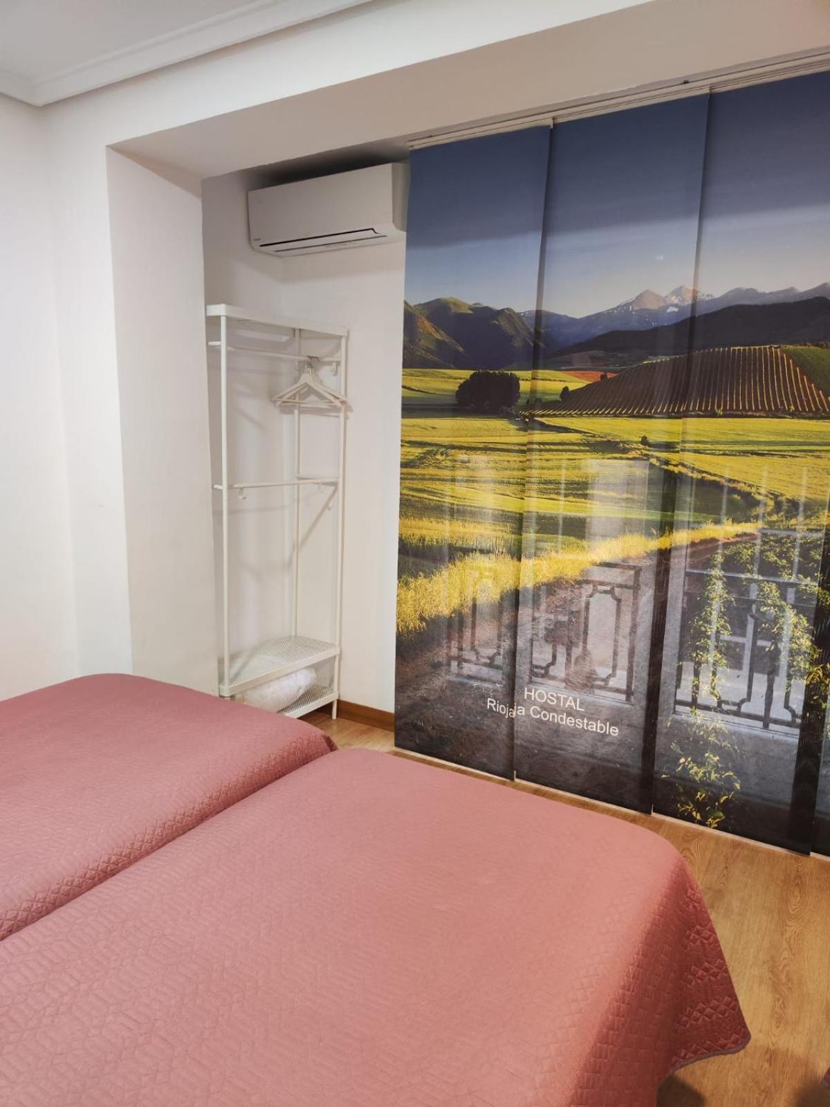 Hostal Rioja Condestable Logrono Exterior photo